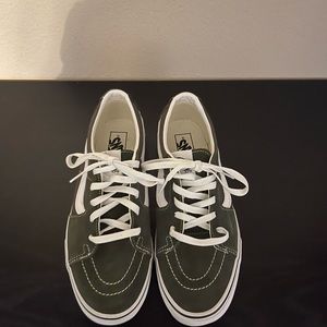 Lace up vans
